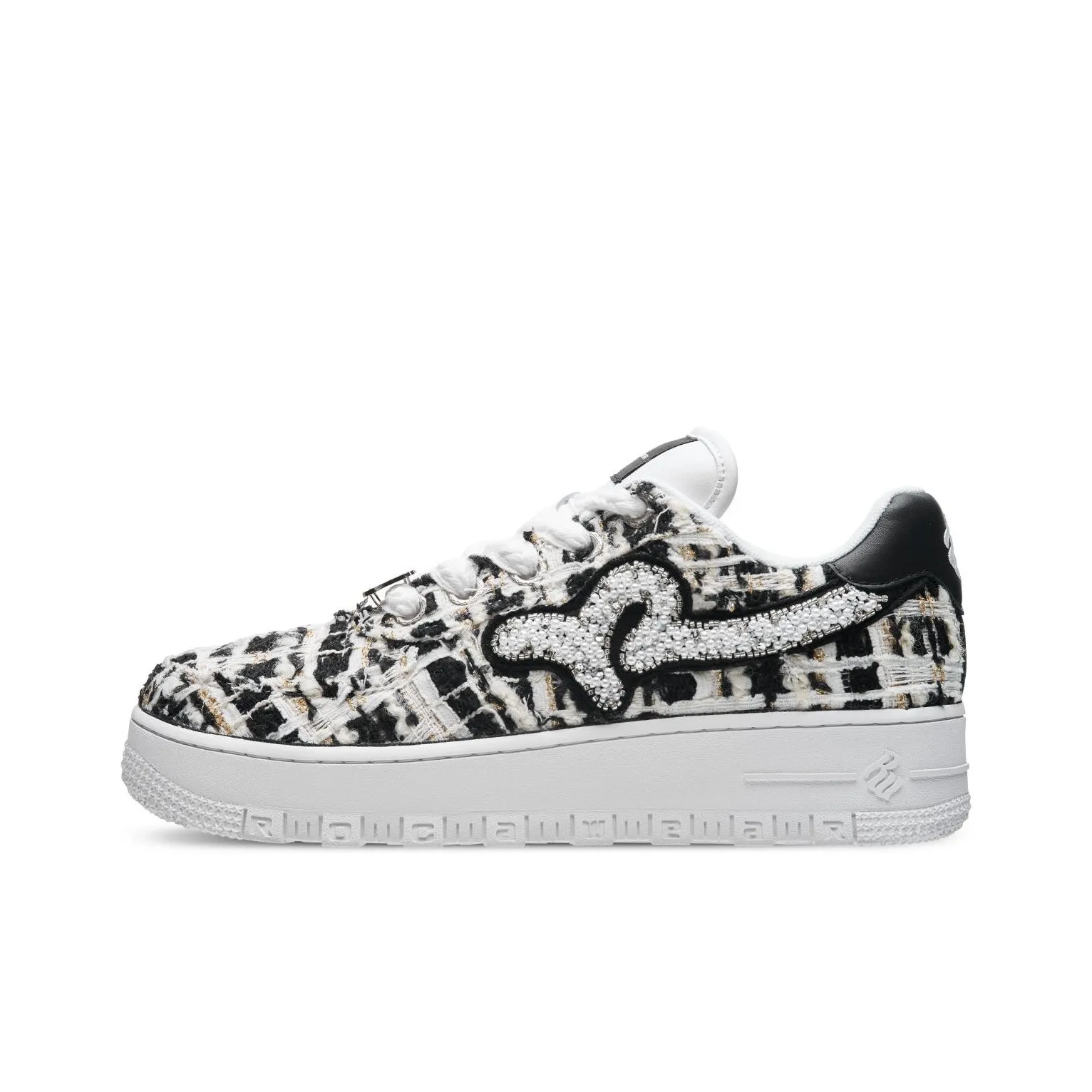 VESSEL x ROCAWEAR Slip Resistant Low Top Skateboard Shoes Unisex Black White