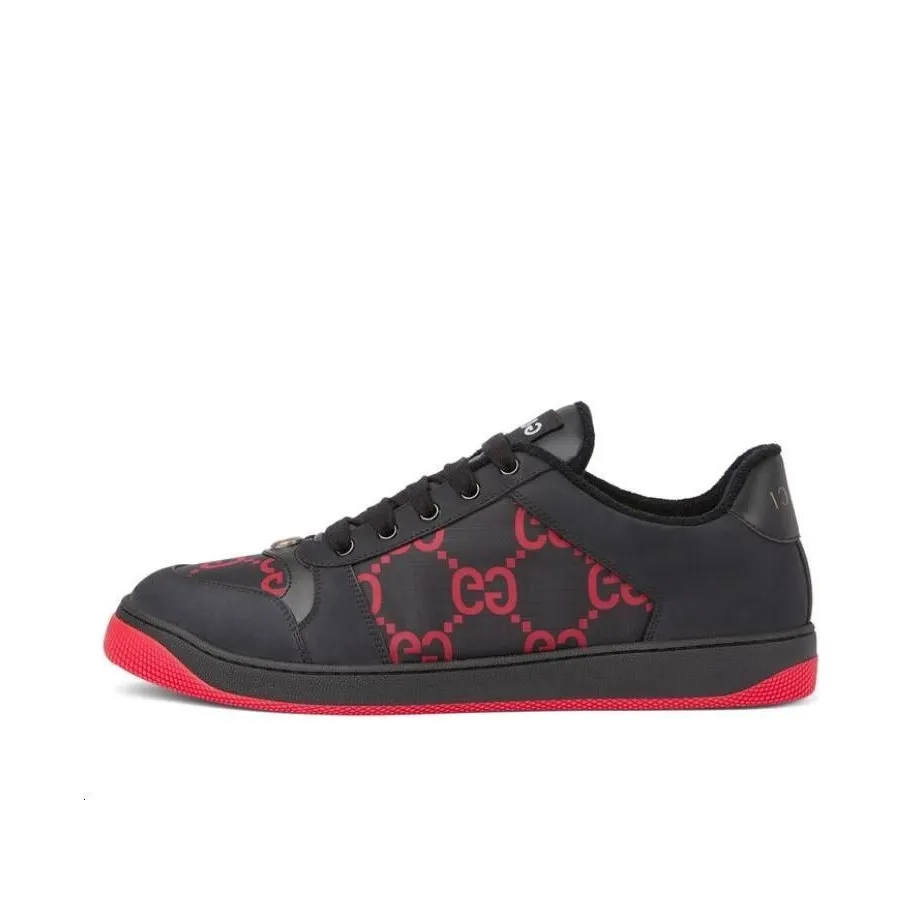 GUCCI GG Low Top Skateboard Shoes Men's Black Red