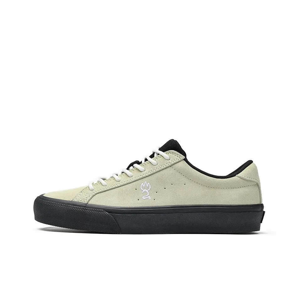 GOLUCK The Big Dipper Abrasion Resistant Low Top Skateboard Shoes Unisex