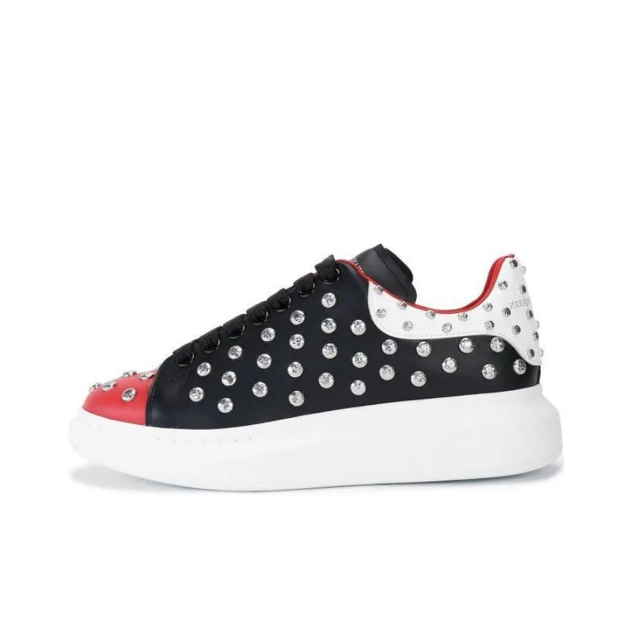 Alexander McQueen Oversized Low Top Skateboard Shoes Men's Black Red