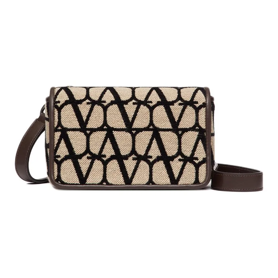 Valentino GARAVANI Calfskin Detail One Shoulder Crossbody Clutches Men's Black & Beige