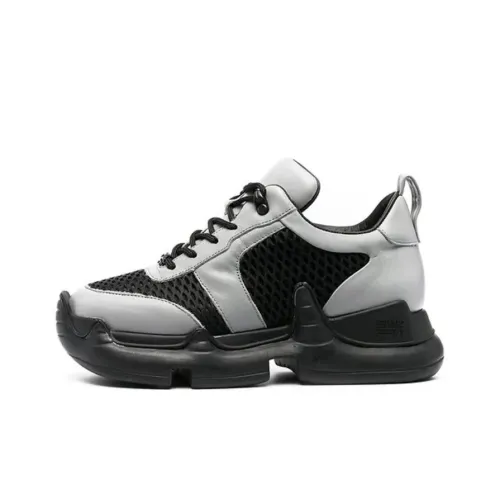 SWEAR Толстоподошвенные кроссовки Low Top Серый / Черный Унисекс