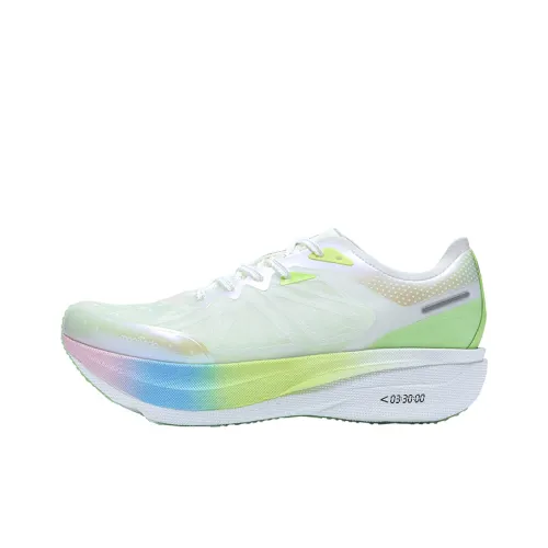 Macondo Беговые кроссовки Low Top Светло-зеленые Женские