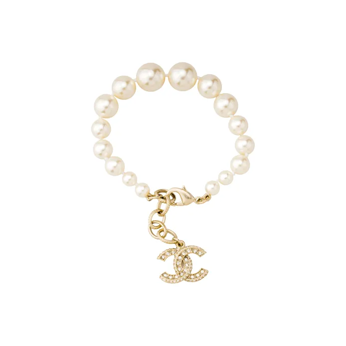 【バンビがキュート♪】CHANEL 25SSP LOOK16 ブレスレット Discover the Best CHANEL Charm Bracelets of 2025