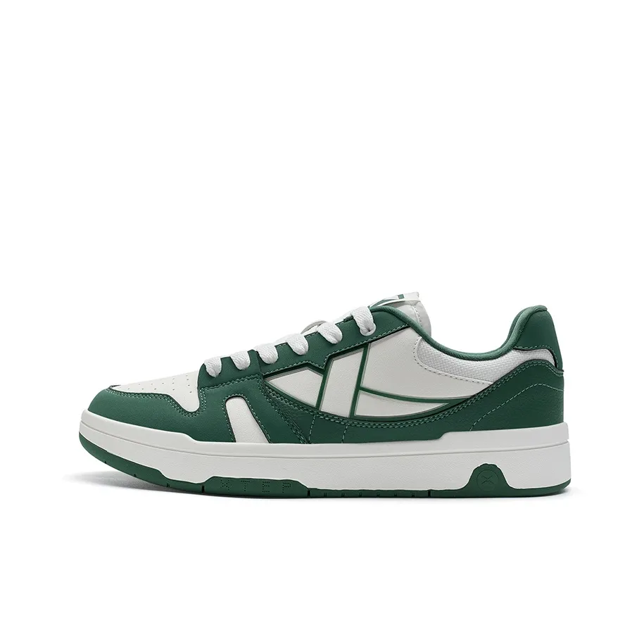 XTEP MAXX LITE Wear Resistant Low Top Skateboard Shoes Men's Sail White/Deep Emerald Green