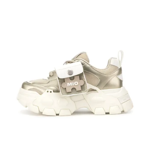 MIO Толстоподошвенные кроссовки Low Top Женские