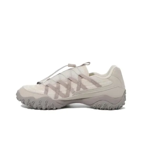 FILA Беговые кроссовки Low Top Серые Унисекс