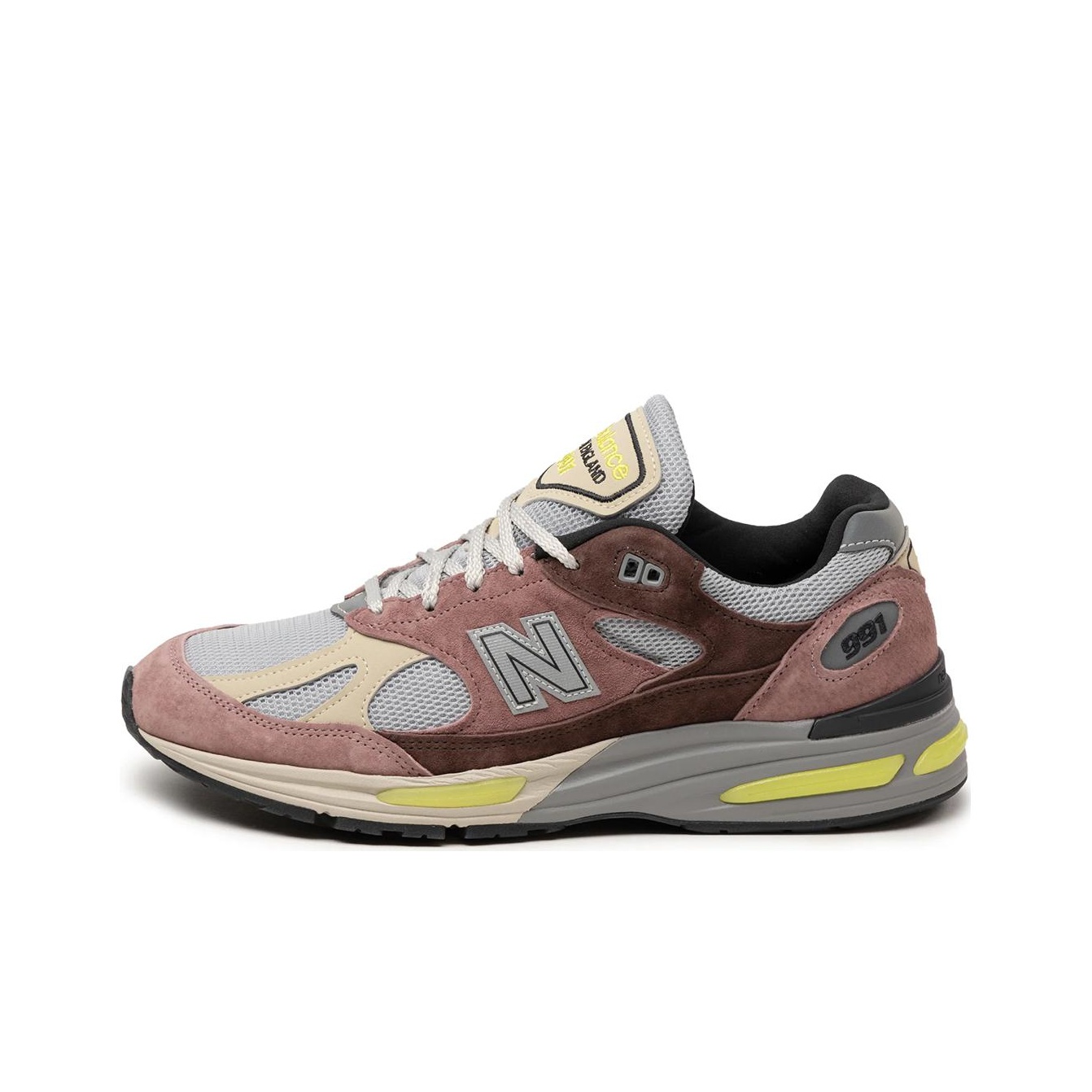Discover the Best New Balance 991v2 Running Shoes of 2025