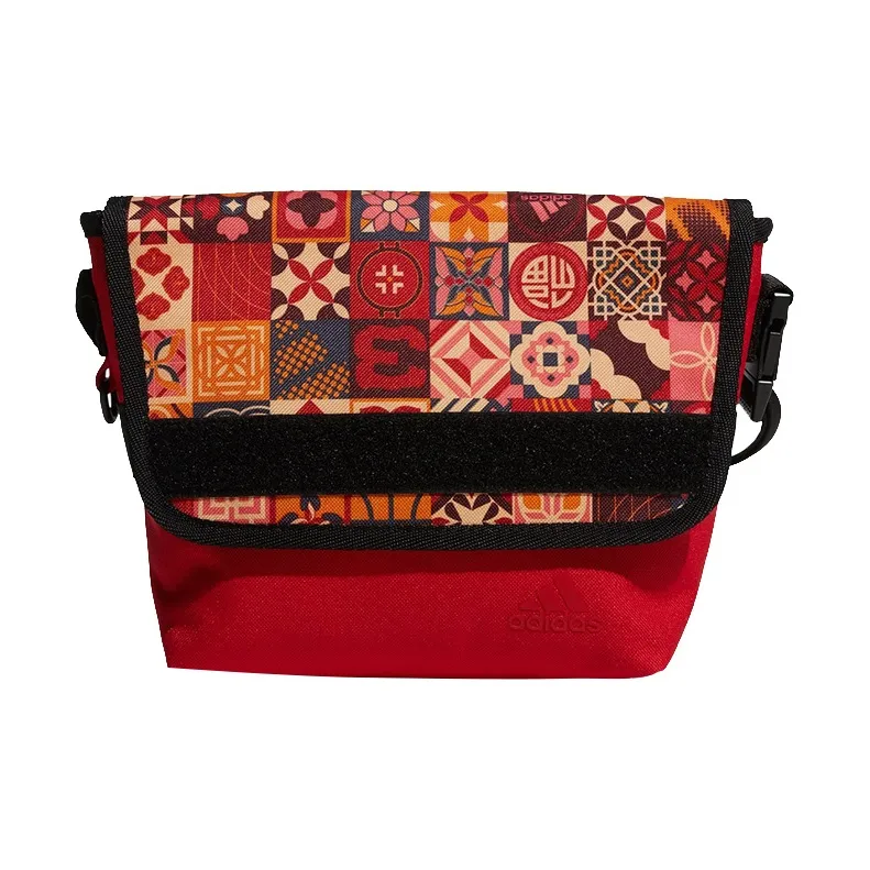 Adidas Полиэстер Сумка через плечо Стандартная Унисекс Красная