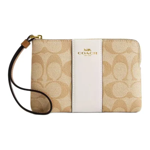 COACH Corner Zip Клатчи Женские