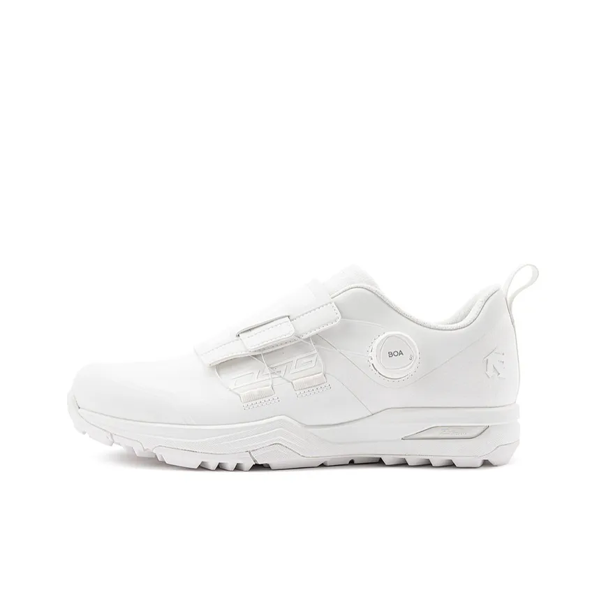 DESCENTE Low Top Golf Shoes Wide Men's White