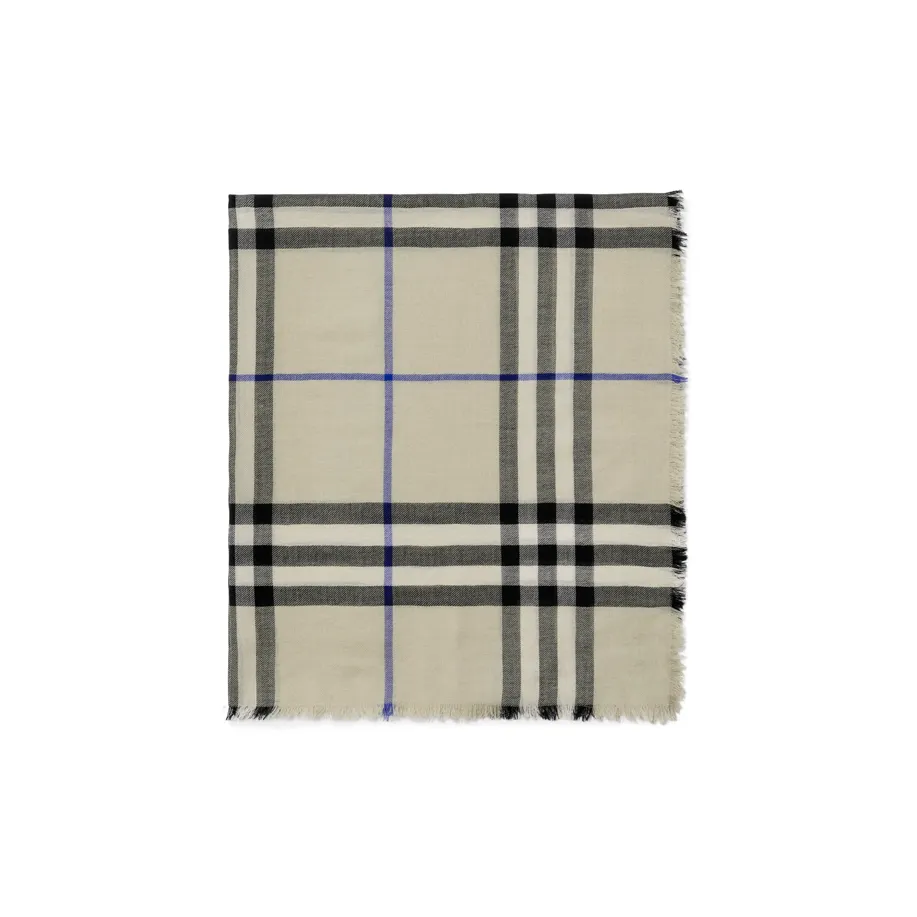Burberry Vintage Check Wool Scarf