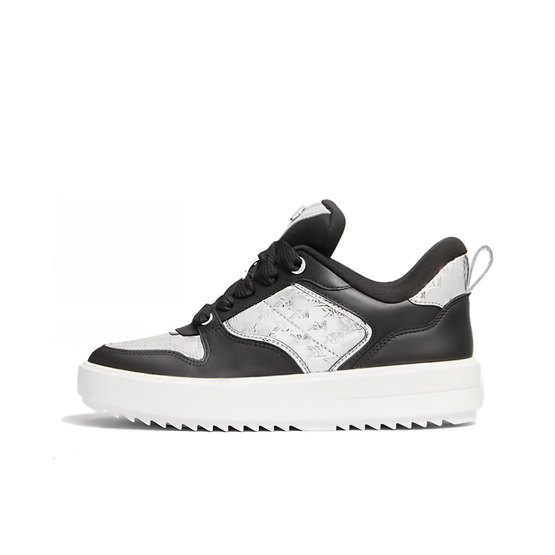 MICHAEL KORS Low Top Skateboard Shoes Women's Silver