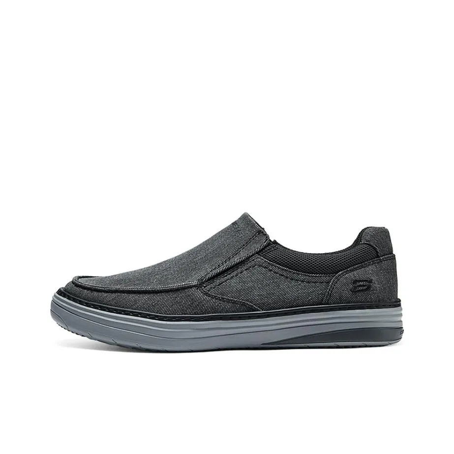 Skechers Lightweight Low Top Canvas Shoes Men's Black