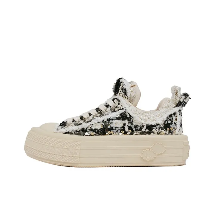 FORESHADOW 'Double Uni' 1.0 Night Black Stars Height Increasing Low Top Canvas Shoes menos Women's Starlight Black