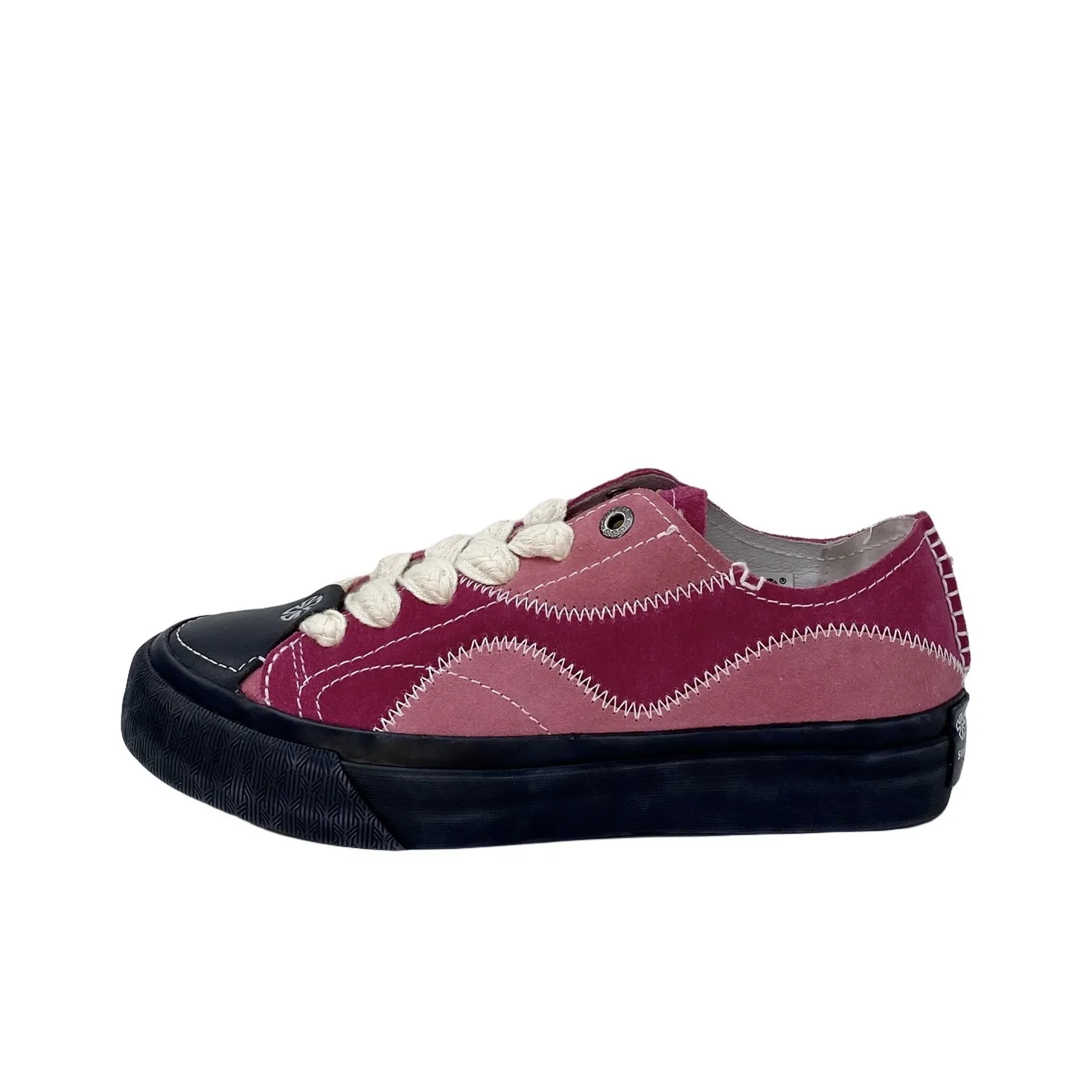 StacyLowery Anti Slip Wear Resistant Low Top Skateboard Shoes Women's Pink Black