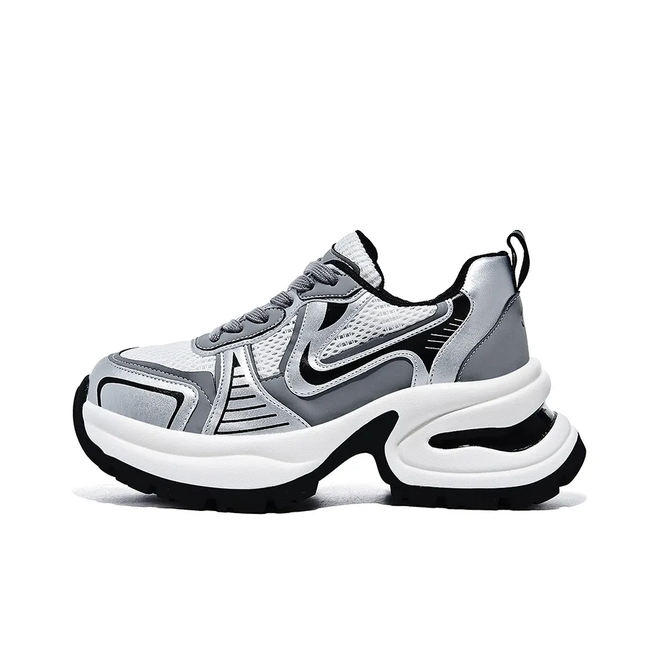 A Poinsettia Princess Chunky Sneakers Women's