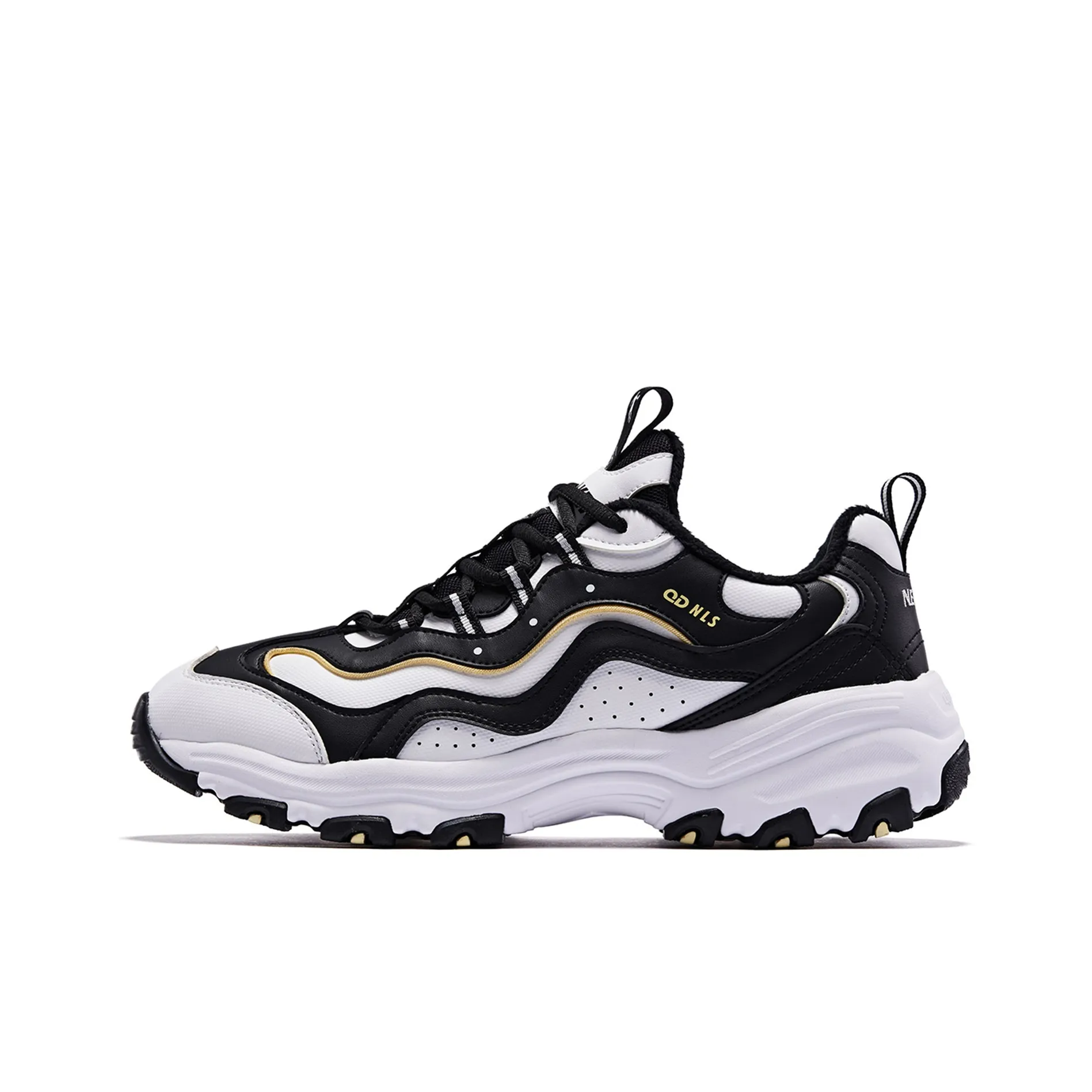 QIAODAN Cushioned Slip Resistant Thermal Low Top Chunky Sneakers Men's White Black
