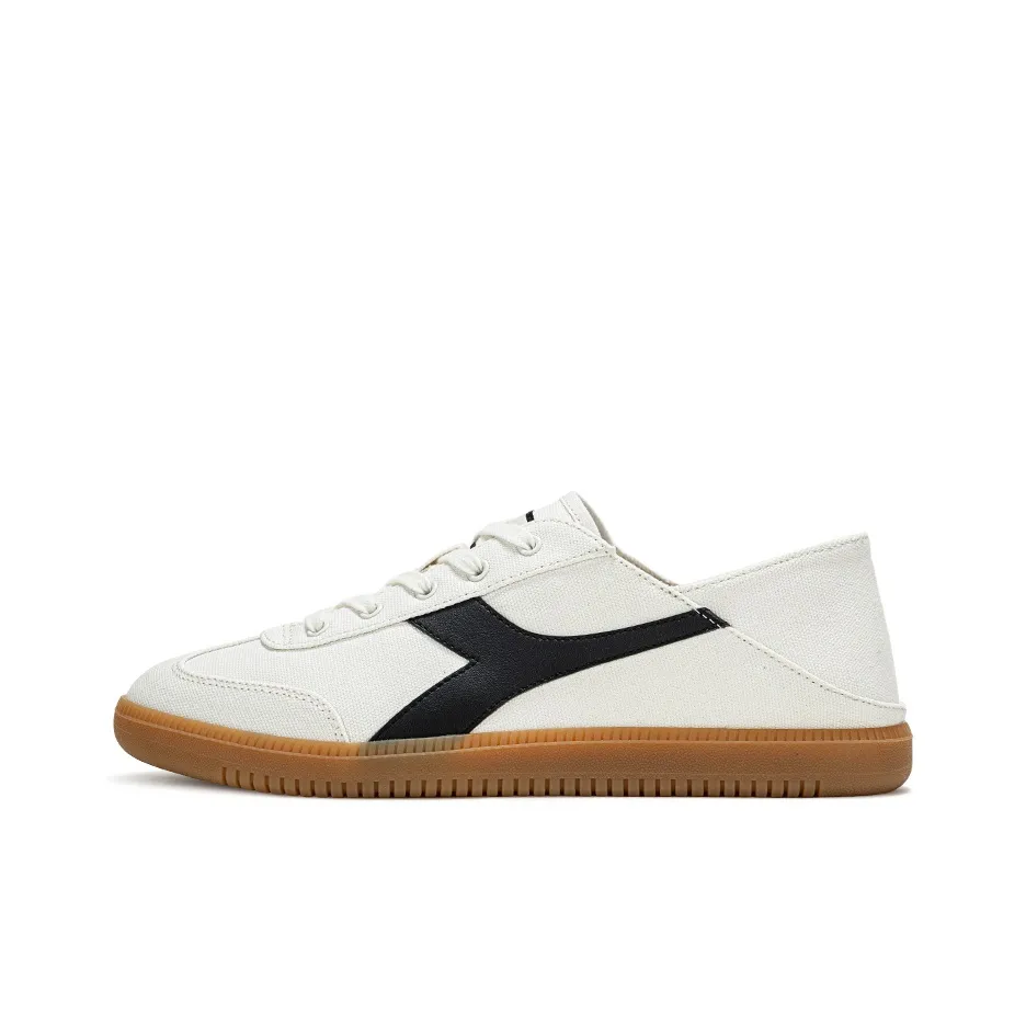 DIADORA Противоскользящие устойчивые к истиранию низкие топовые скейтборд-кроссовки унисекс цвет экрю