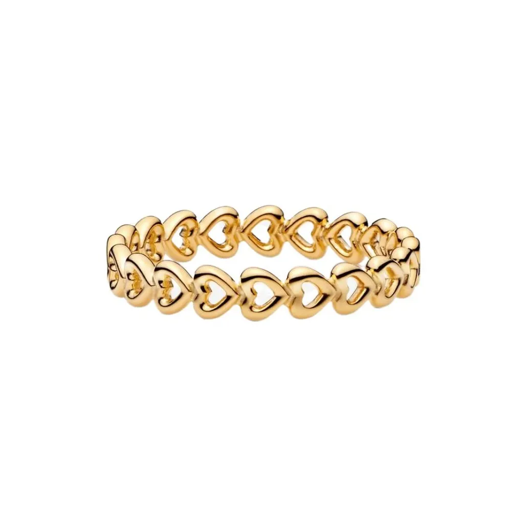 Easy to pair with other jewelry