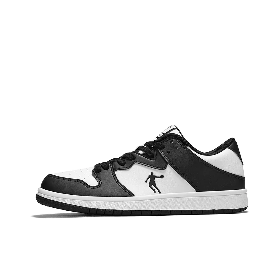 QIAODAN Покрытие Slip-Resistant Низкие Кроссовки для Скейтбординга Мужские Черно-Белые