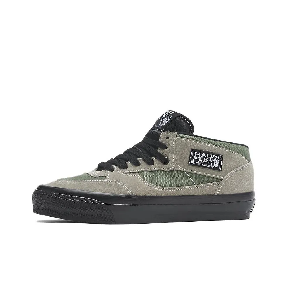 Half Cab Premium Vans 33 'Park Ranger Pack Aluminium'