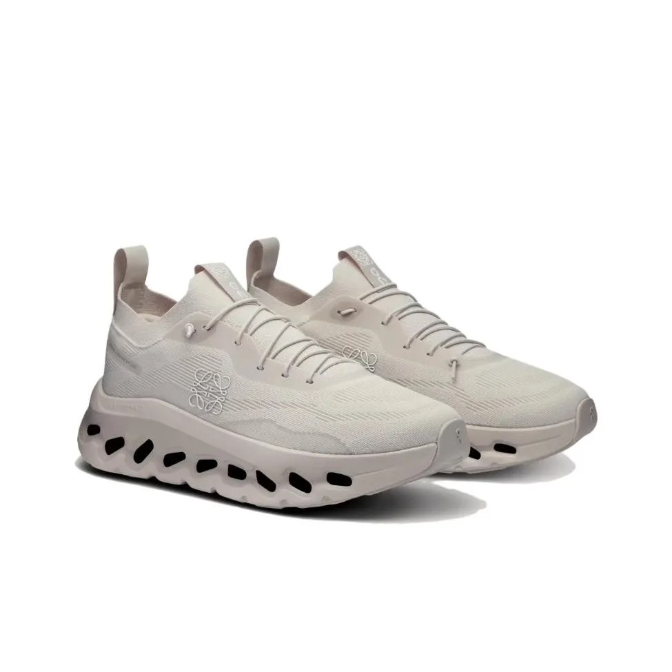 On Running Cloudtilt Loewe Sand Women's