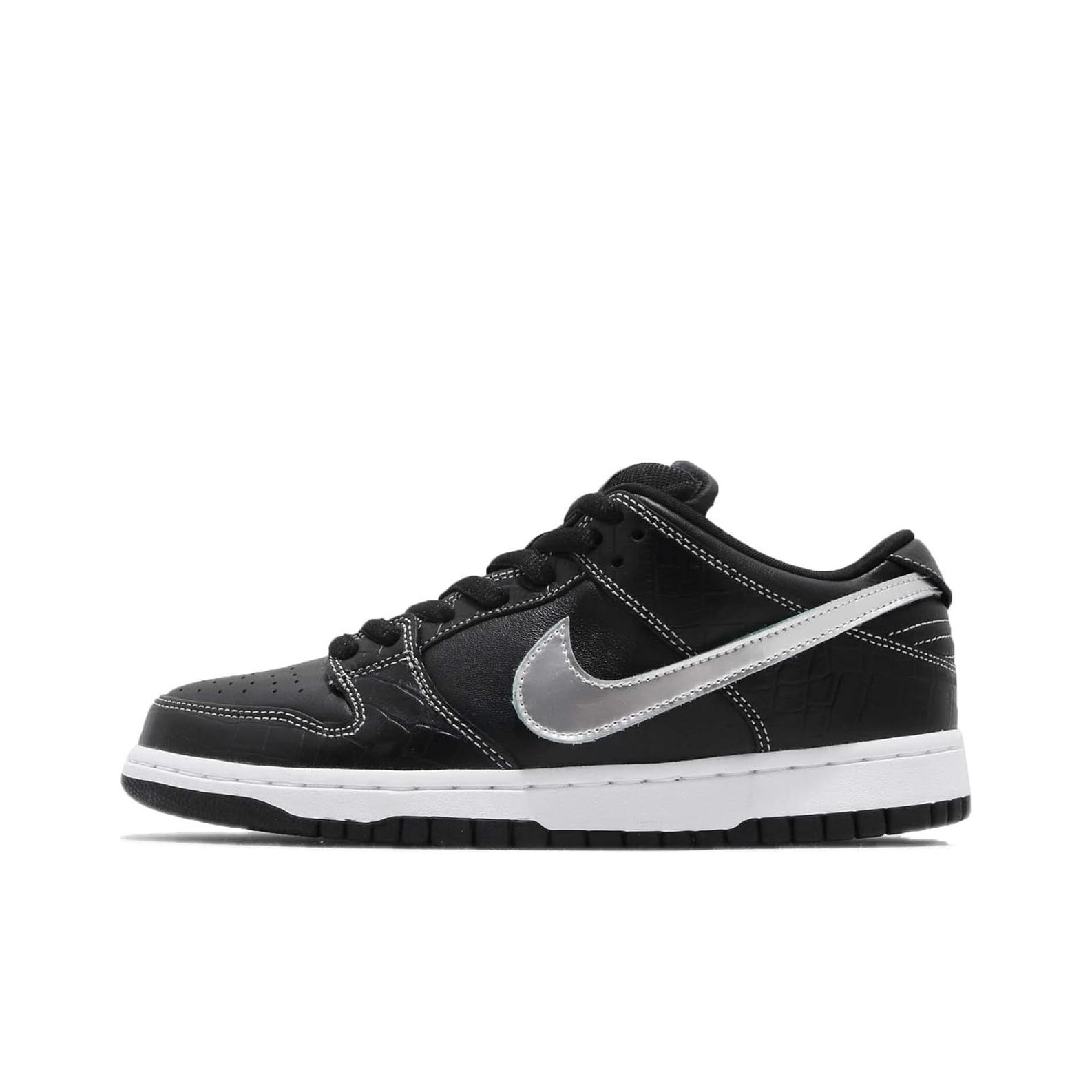 Mens black nike dunks comfort best sale