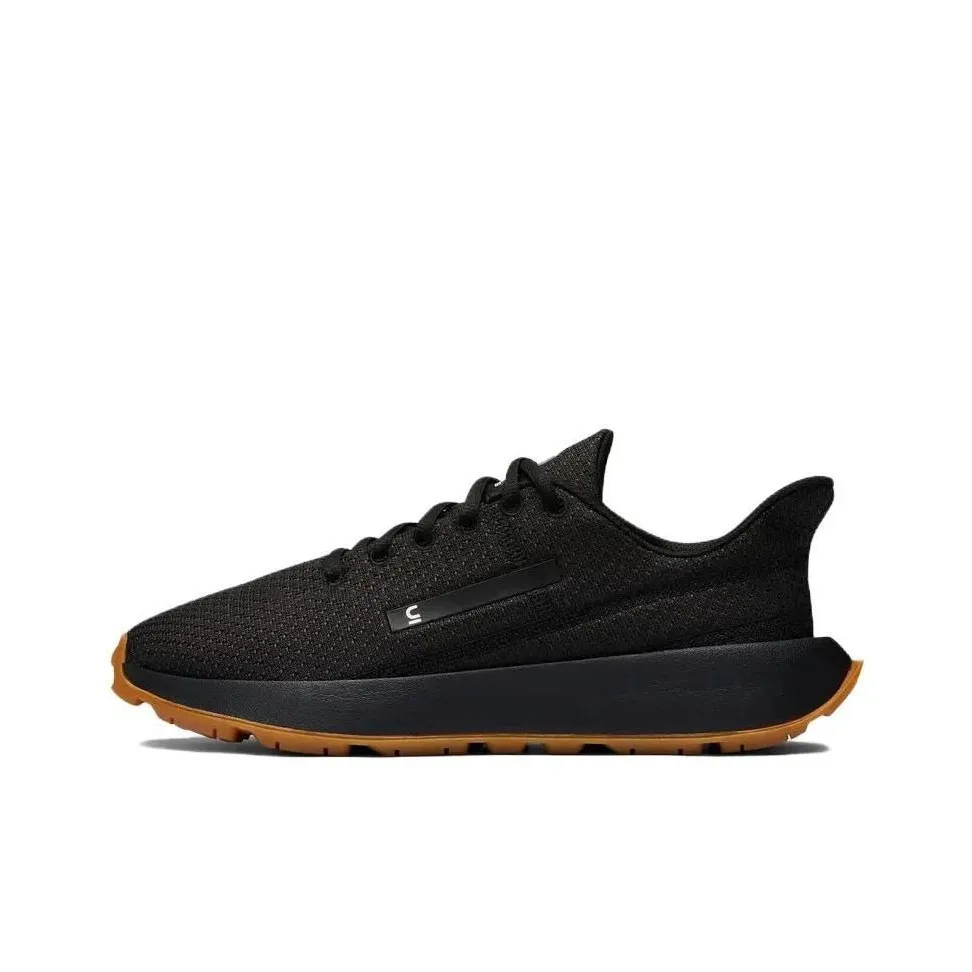 DECATHLON Slip Resistant Low Top Running Shoes Men's Black