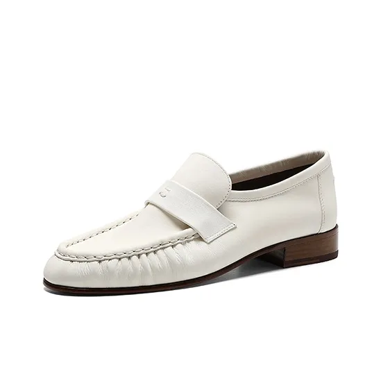 Chili Mum Loafers Women's Cream White/Black