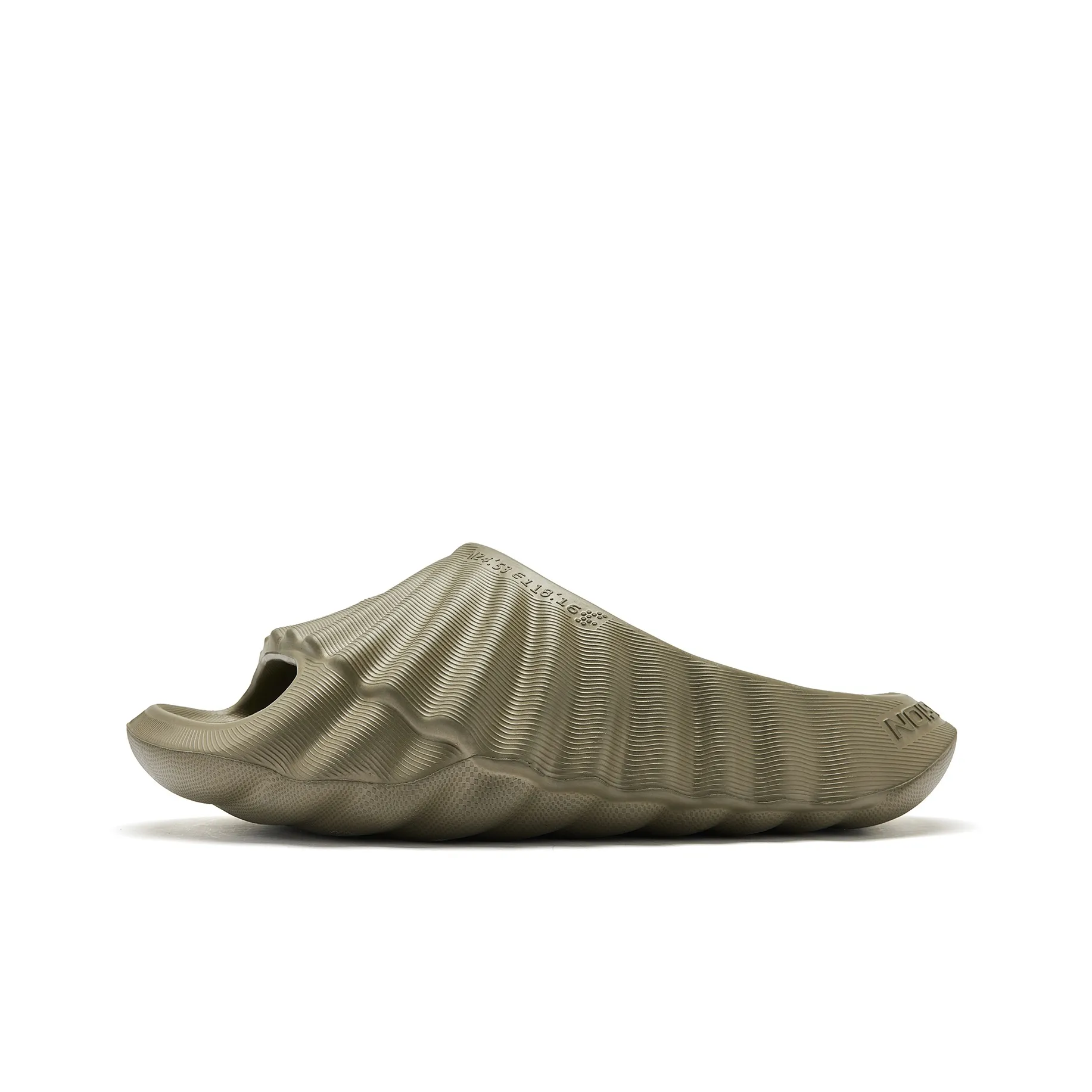 QIAODAN Conch Mops Slide Slippers Men Pasture Green