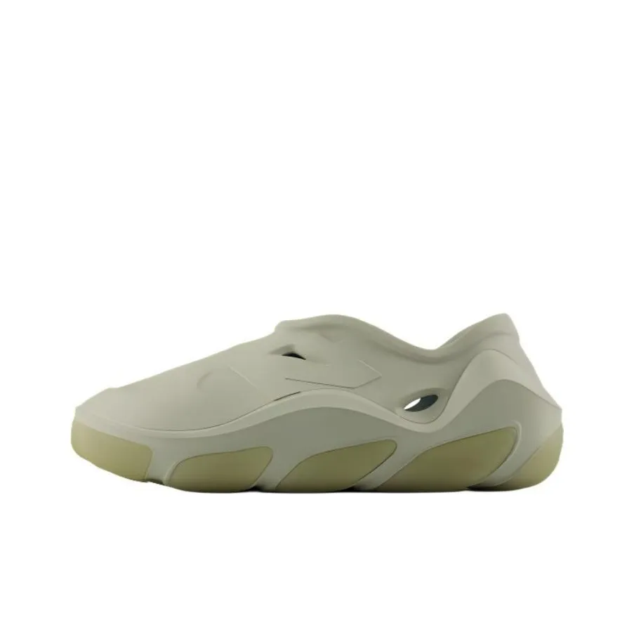 New Balance NB CVRYE Домашние тапочки Мужские Хаки Зеленый