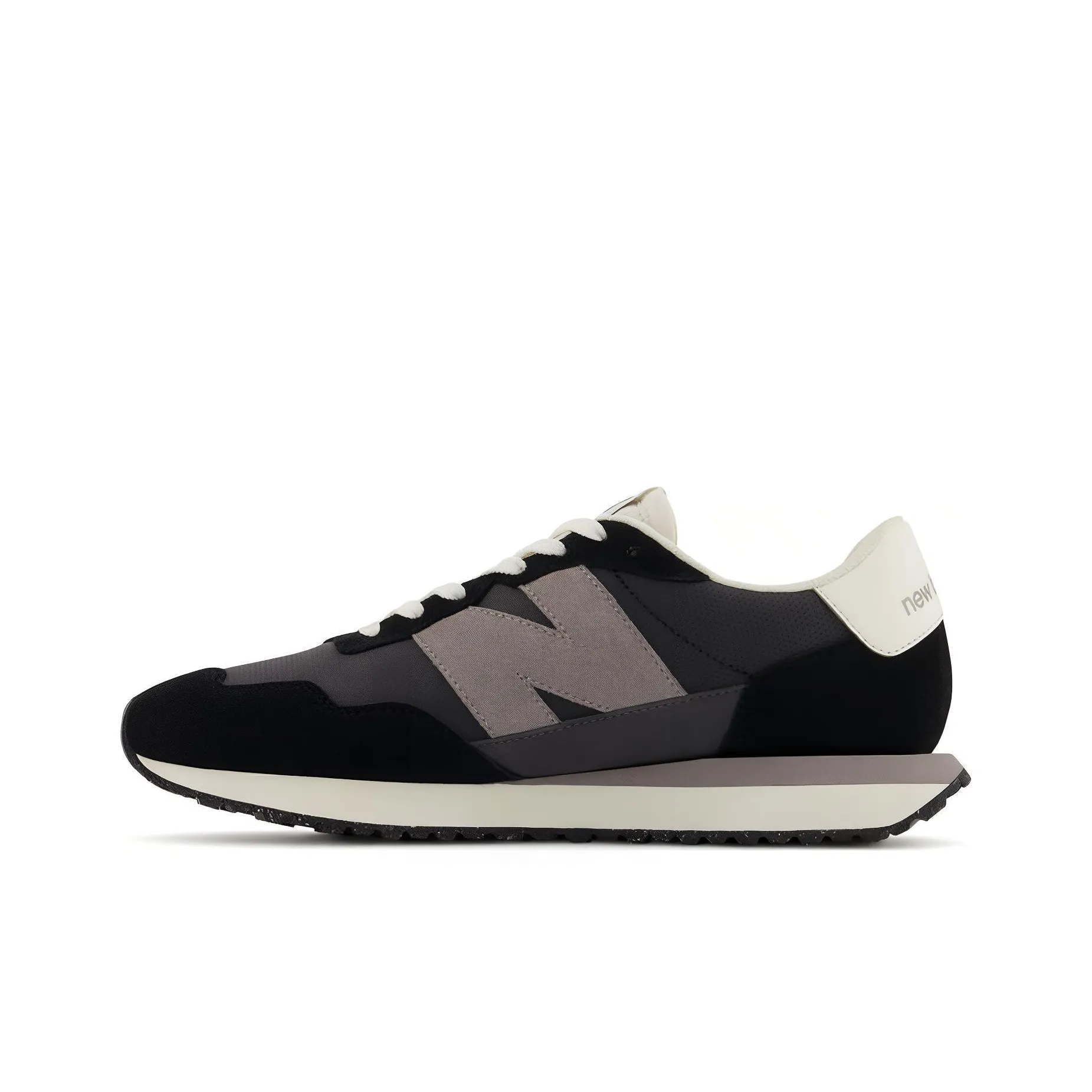 New Balance 996 V2 Black met Summer Fog
