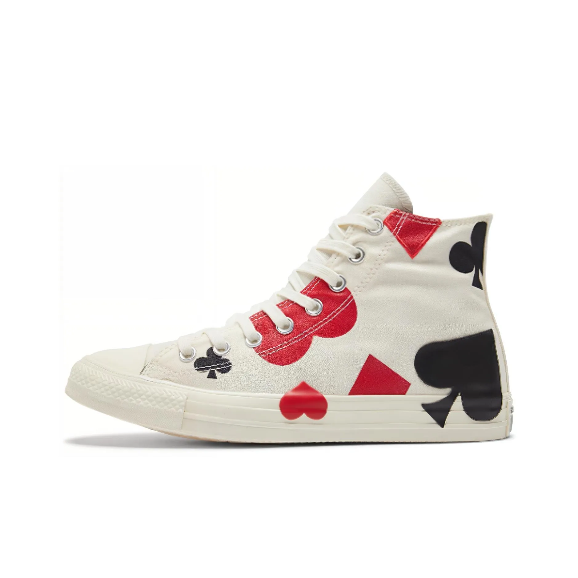 Converse macht auch euch auch den Komplettlook aus nachhaltigen Materialien möglich