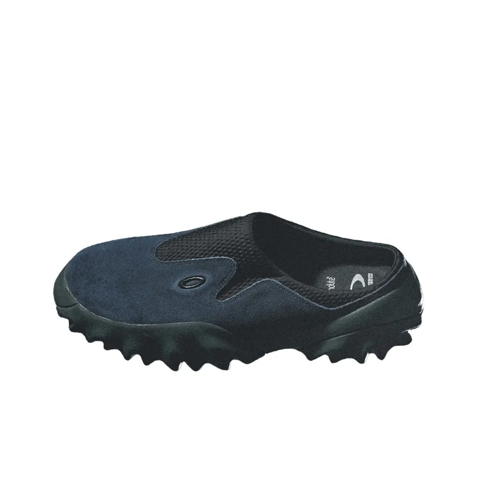 Oakley Factory Team Chop Saw Panelled Slippers