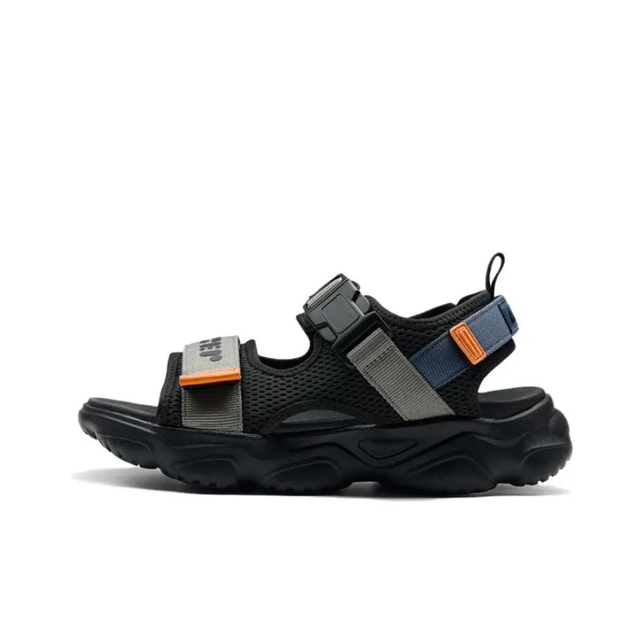 XTEP Beach Sandals Men
s Black Green
