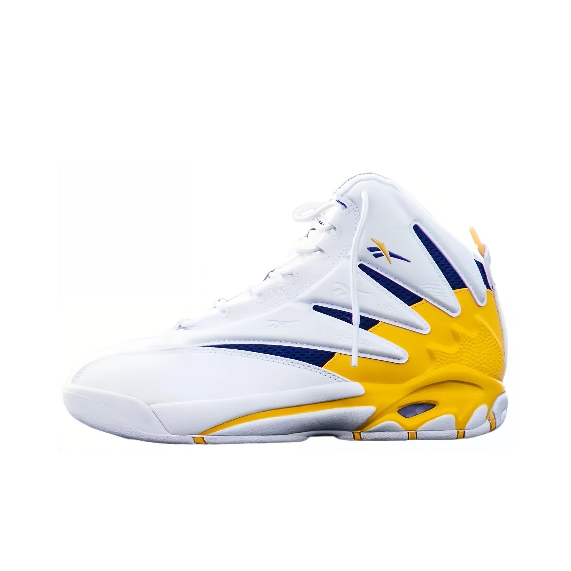 la marque au félin dévoile une nouvelle itération de sa dad shoe