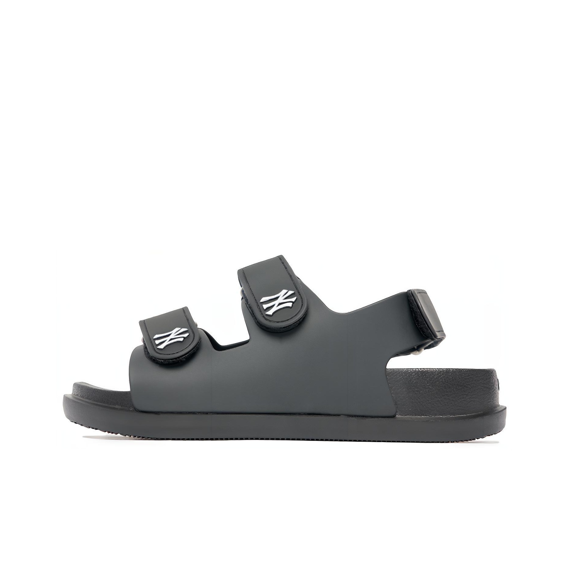 【 MLB 】CHUNKY SANDLE TRIPLE BOS Step Up Your Style: The Best Triple Strap Chunky Footbed