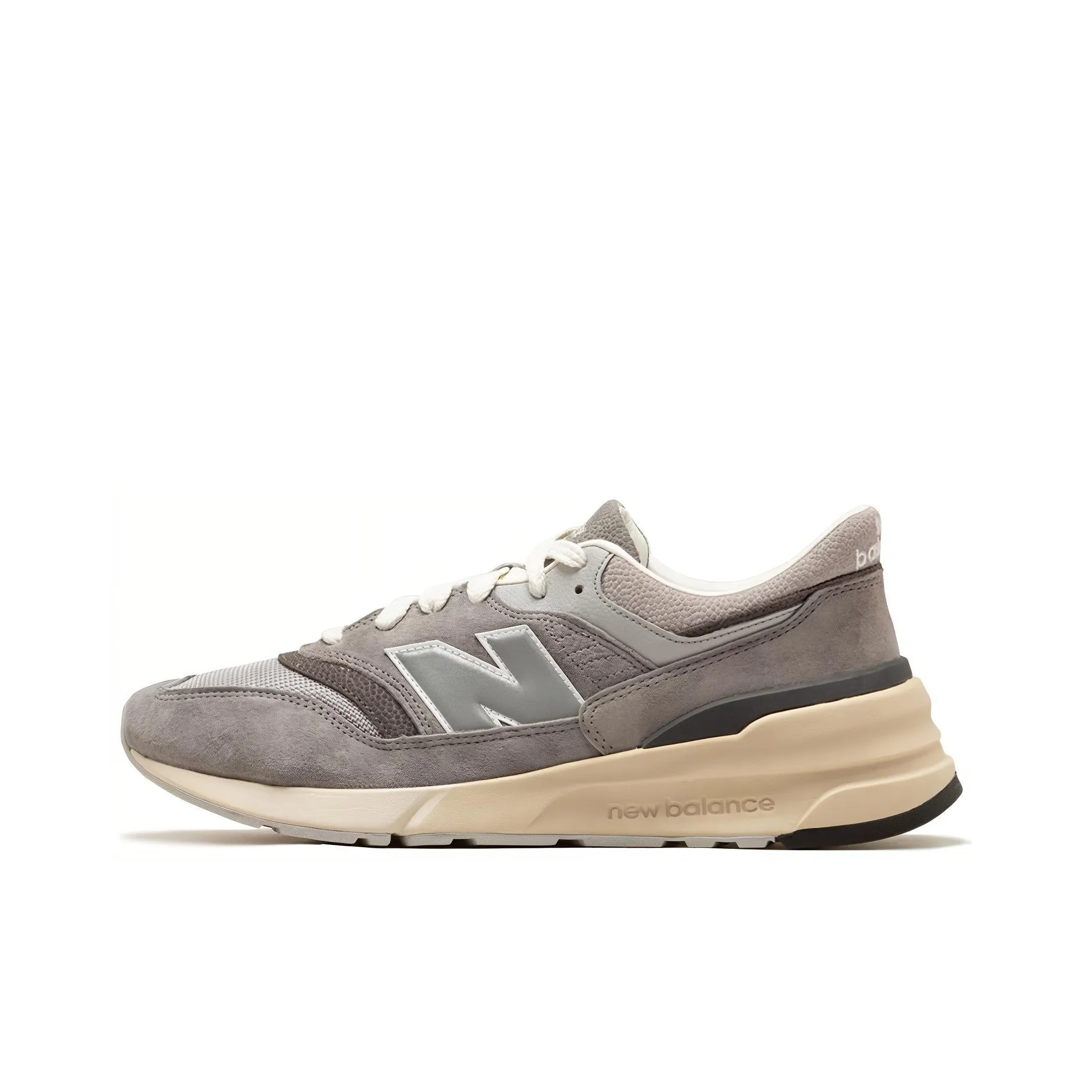 Ronnie Fieg will be releasing an upcoming New Balance 990v1 "Dusty Rose"