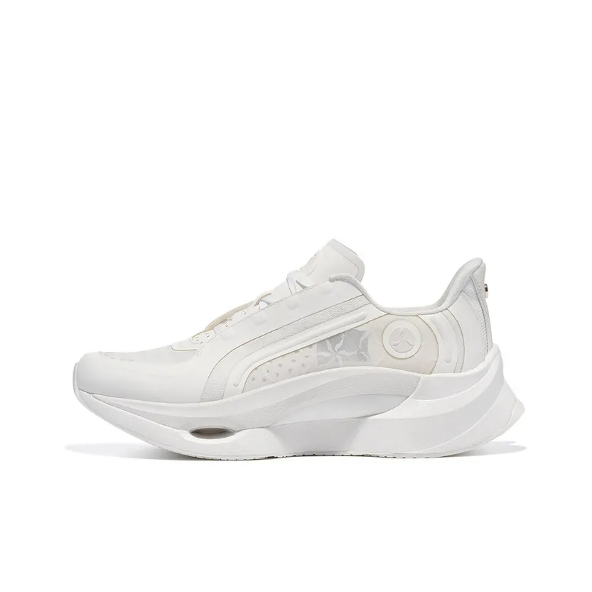LI NING 1990 Glimpse Abrasion Resistant Slip Resistant Low Top Casual Shoes Women's Ecru
