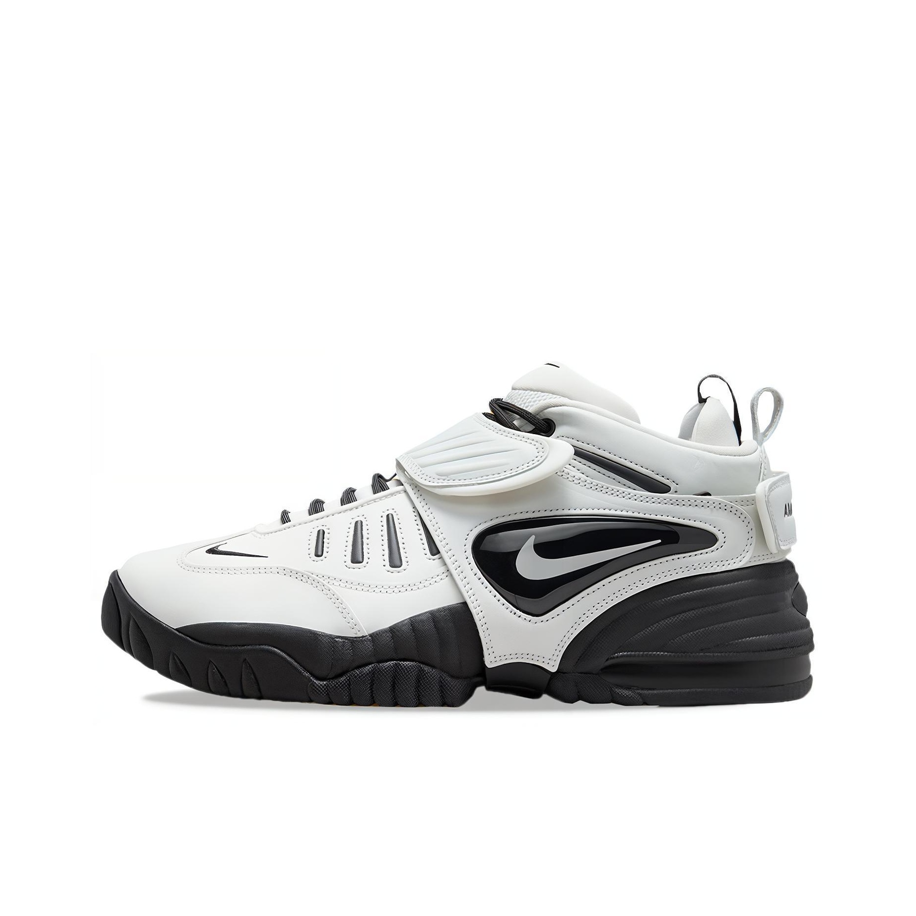 retro nike shoes from the 90s