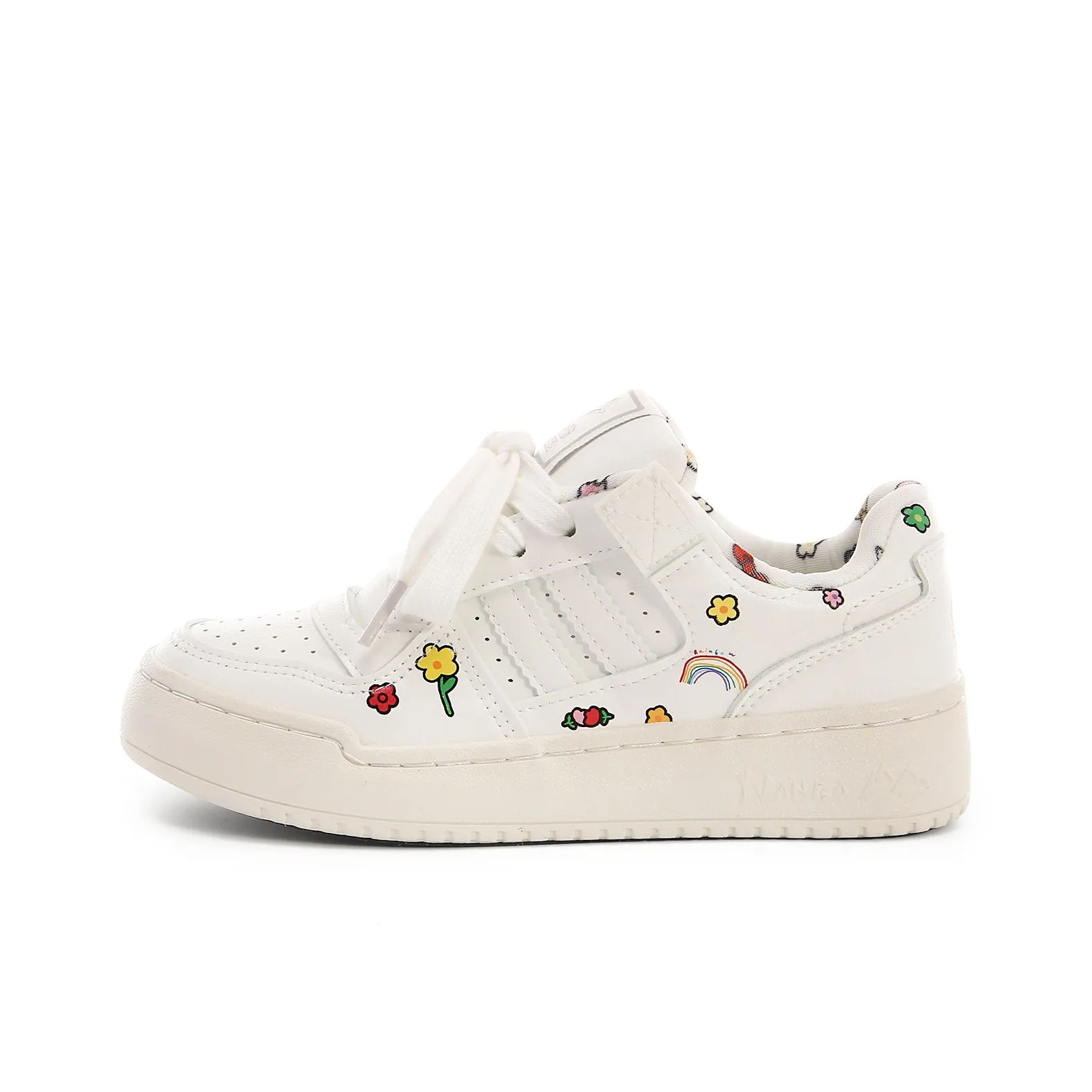 Lovely You Lightweight And Breathable Low-Top Skateboard Shoes Women's White