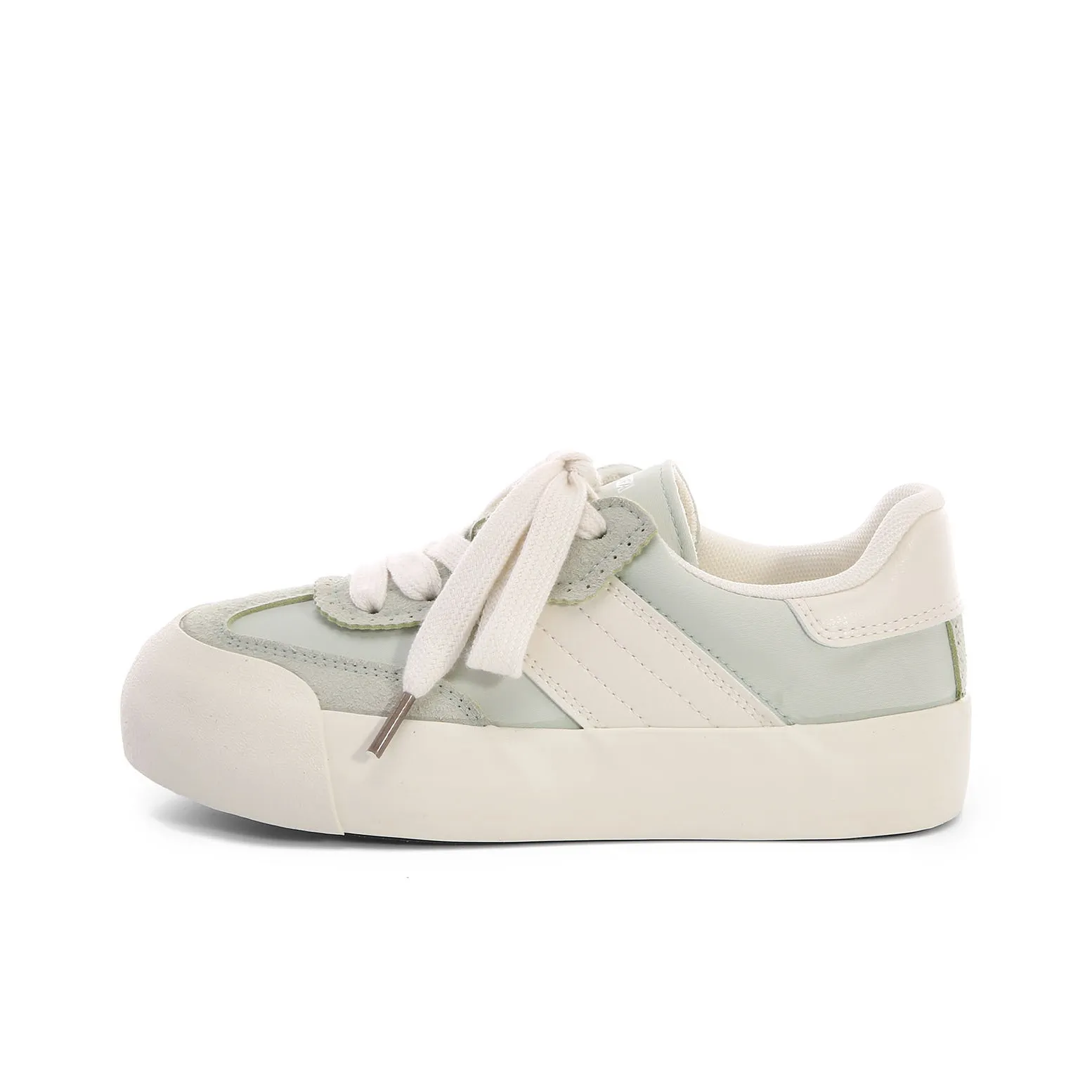 Lovely You Balance Lightweight Low Top Skateboard Shoes Women's