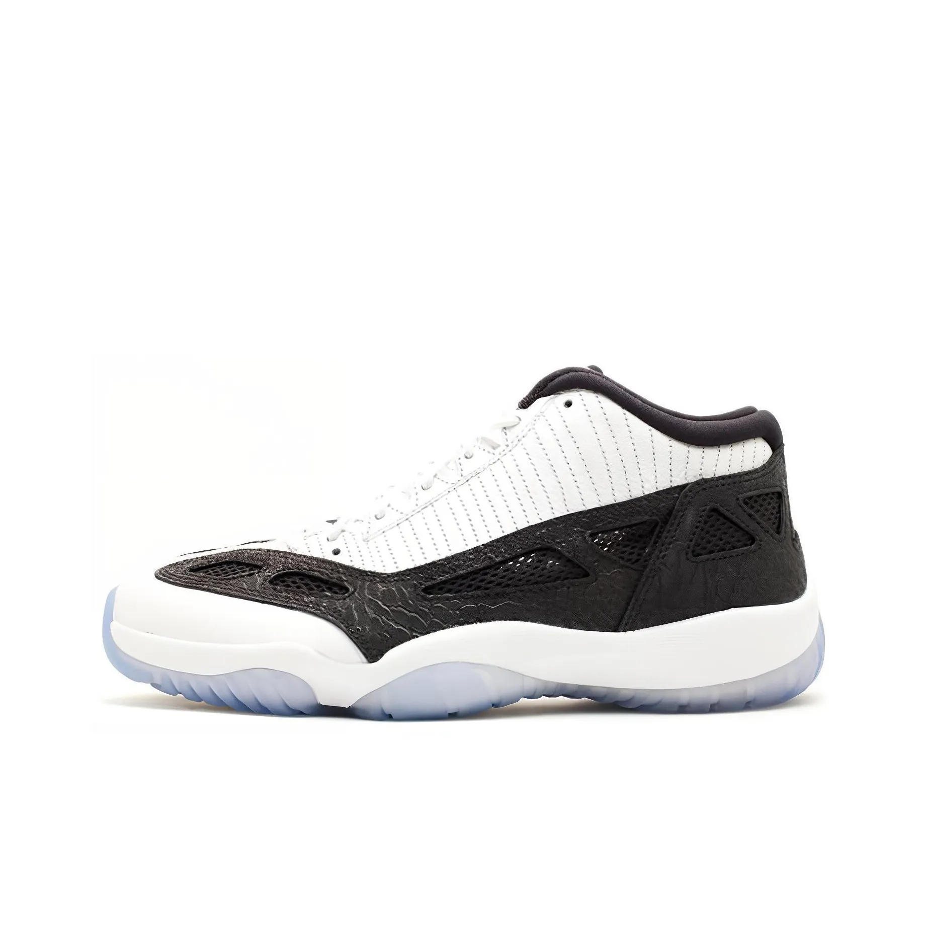 Jordan 11 Retro Low Ie White/Black 2011