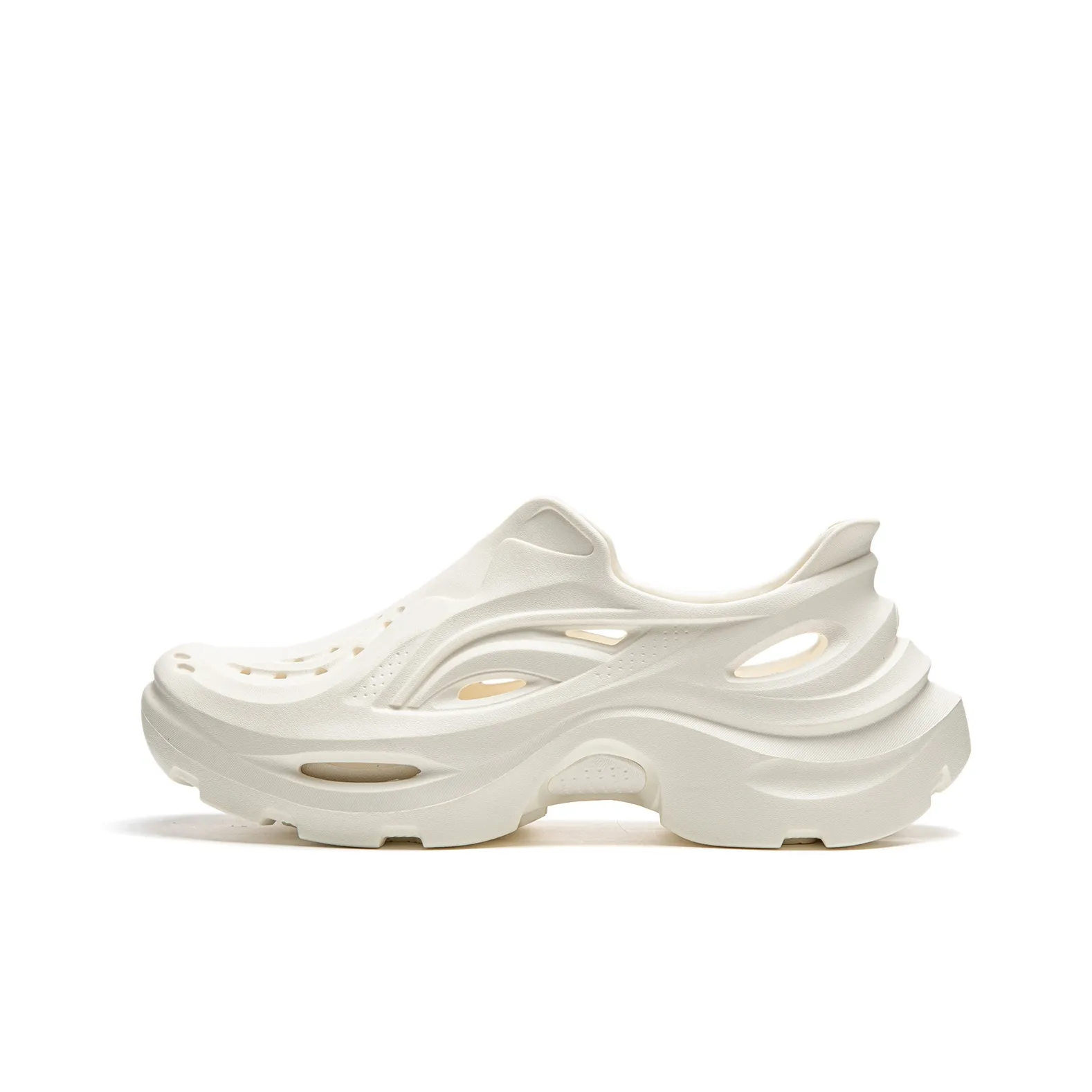 LINING Behavior Горная обувь Унисекс Экрю