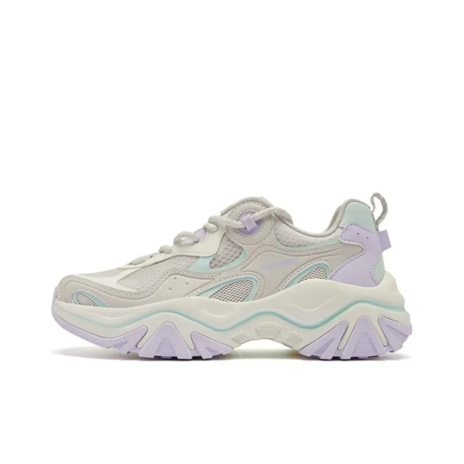 QIAODAN Elf Rabbit Slip Resistant, Breathable, Lightweight Mid Top Casual Shoes Women's White Green