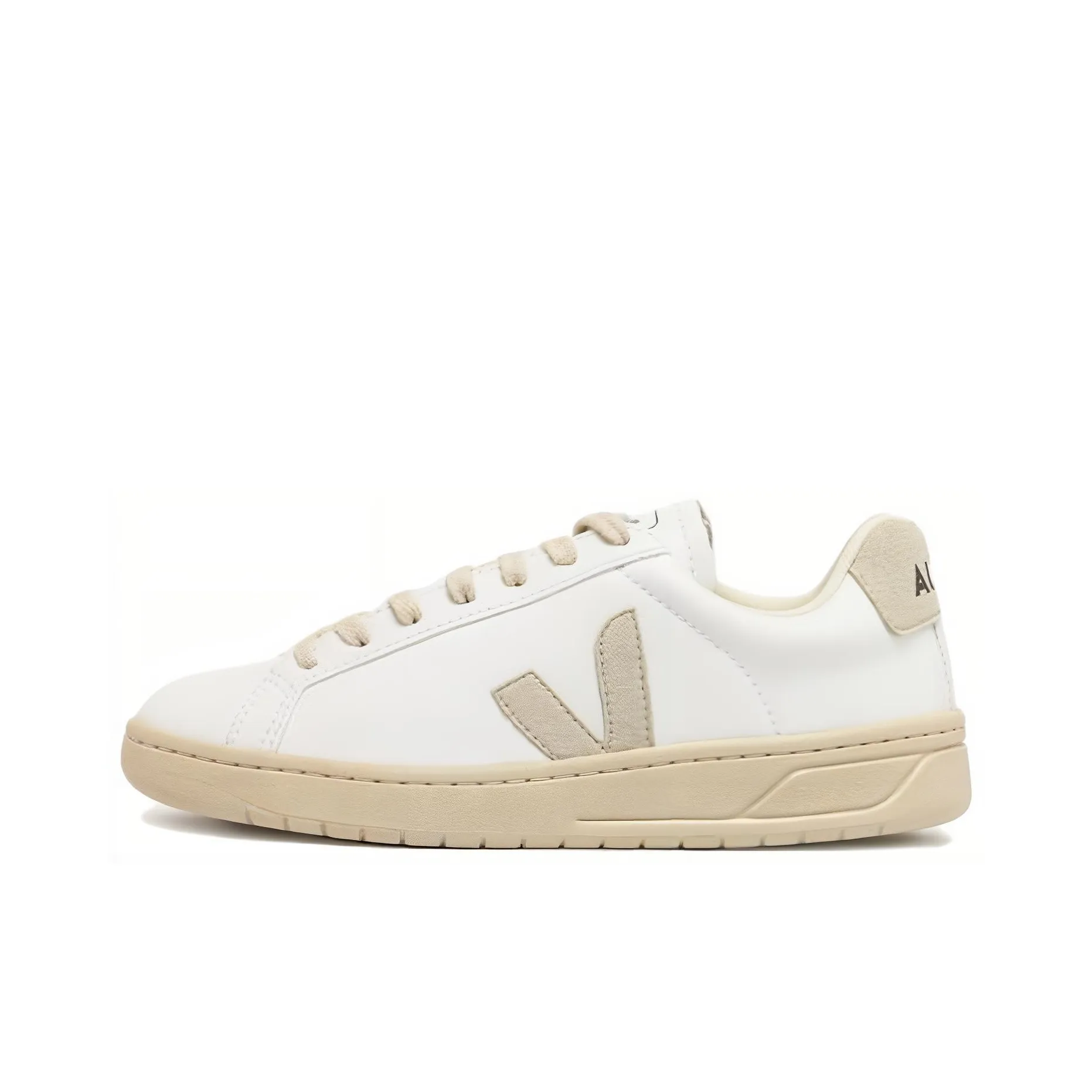 VEJA Urca White Natural