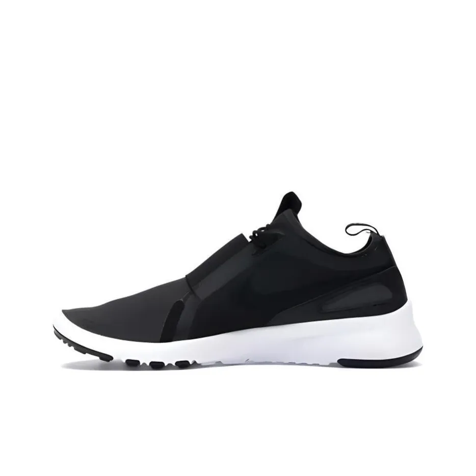 Nike Current Slip On Black