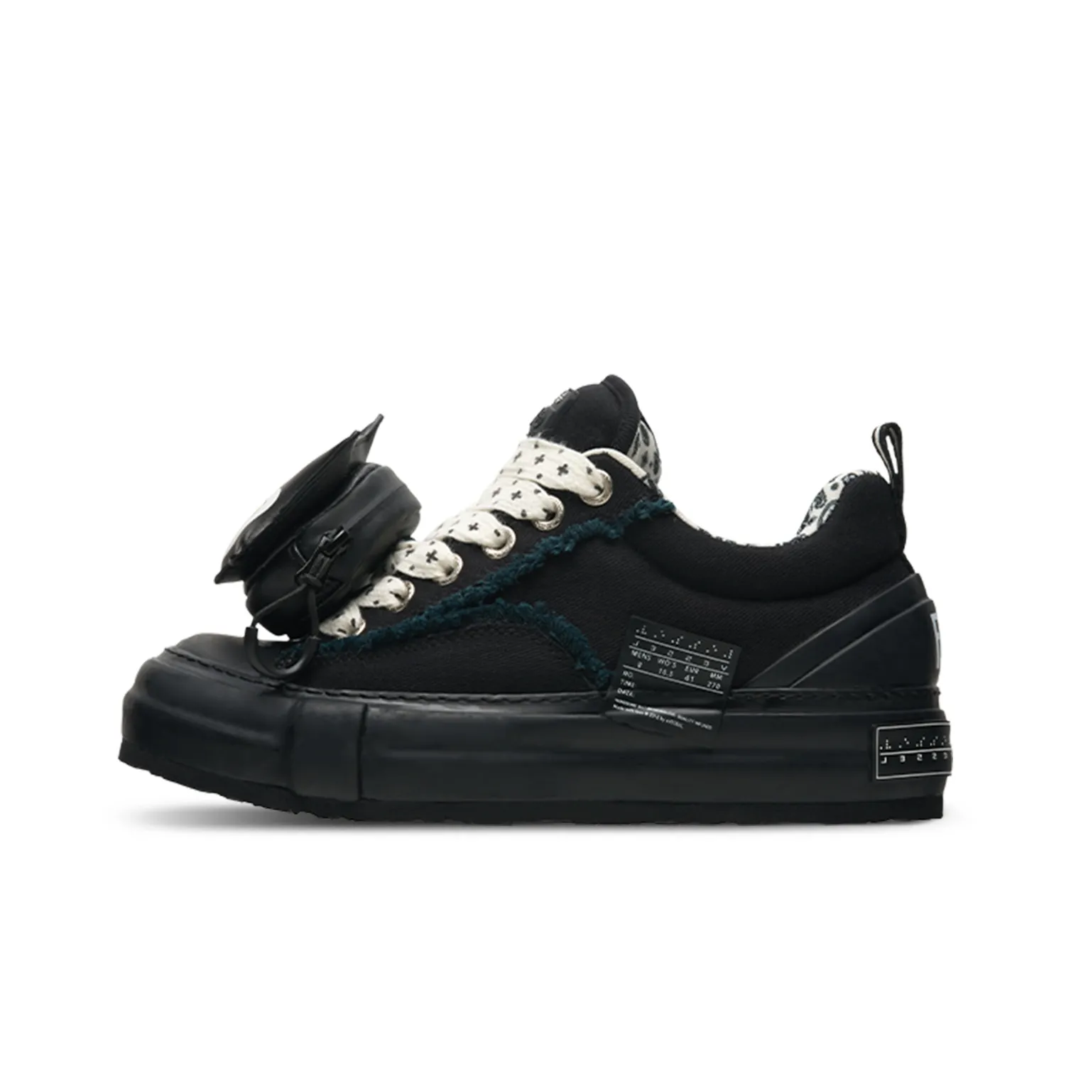 VESSEL Low-Top Skateboard Shoes Unisex Black