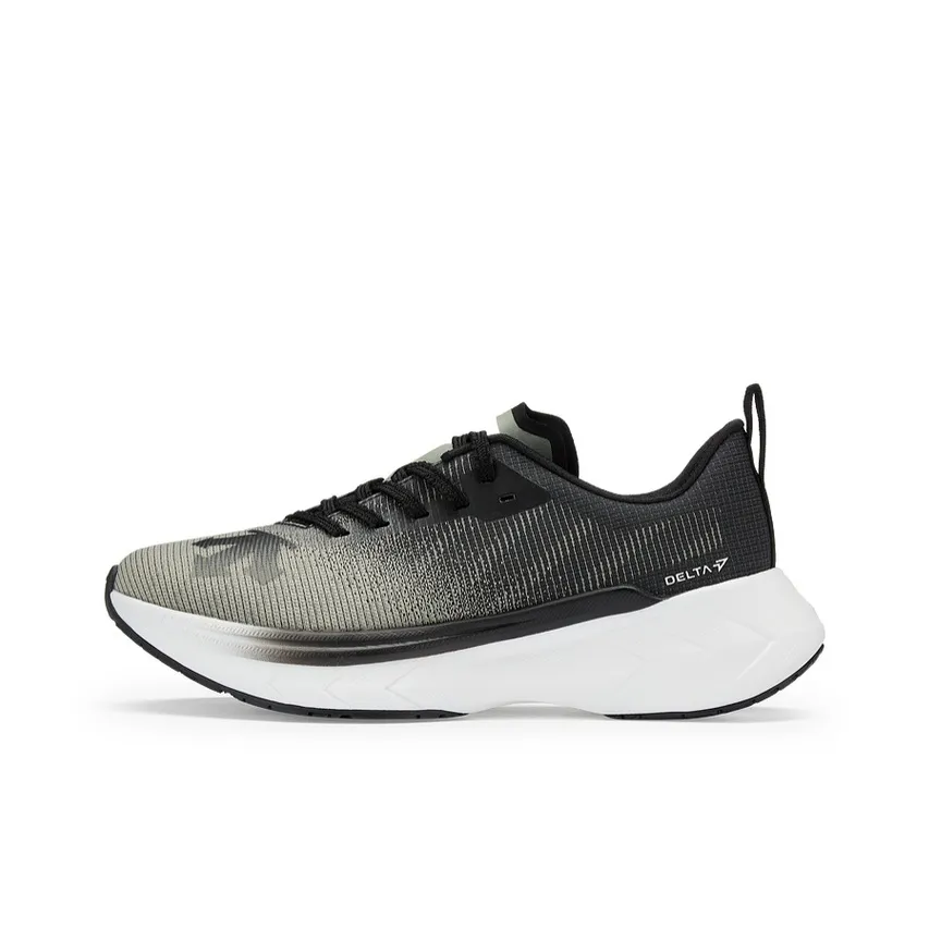 DESCENTE RUNNING Breathable And Resilient Low Top Running Shoes Women's Black